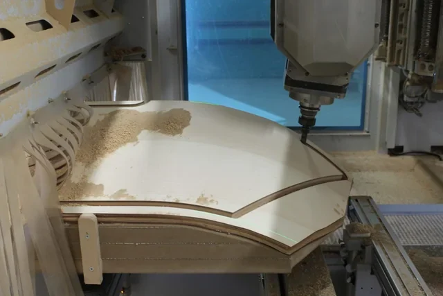5-axis contour milling of a laminated component