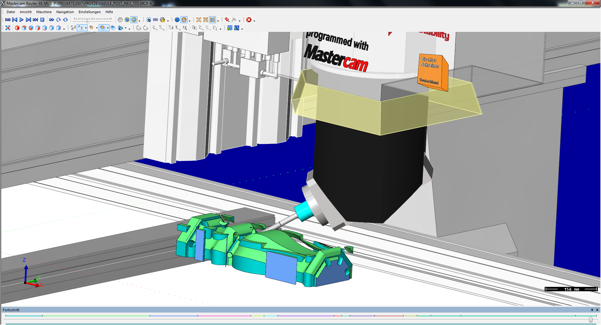 Maschinensimulation: Werkstück, Werkzeug und Bewegungen im Zusammenspiel.
